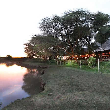 Mara River Lodge Aitong Ngoại thất bức ảnh